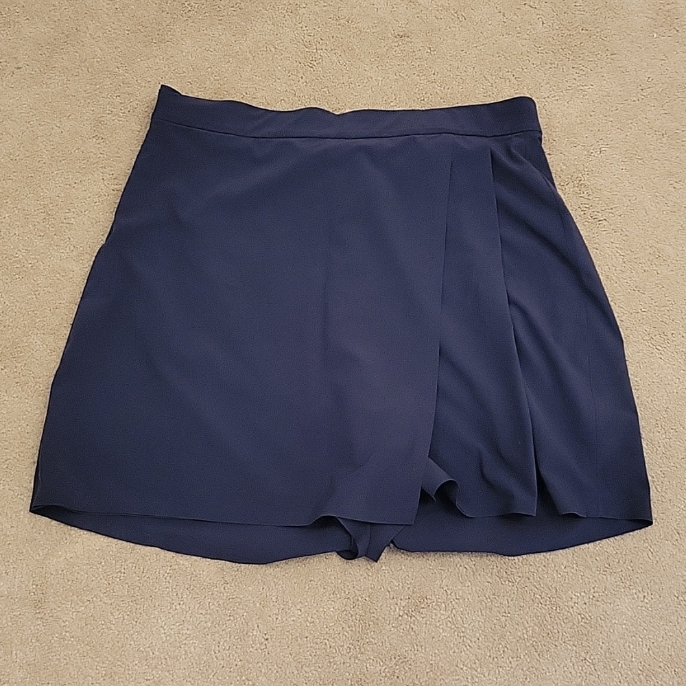Athleta navy skort